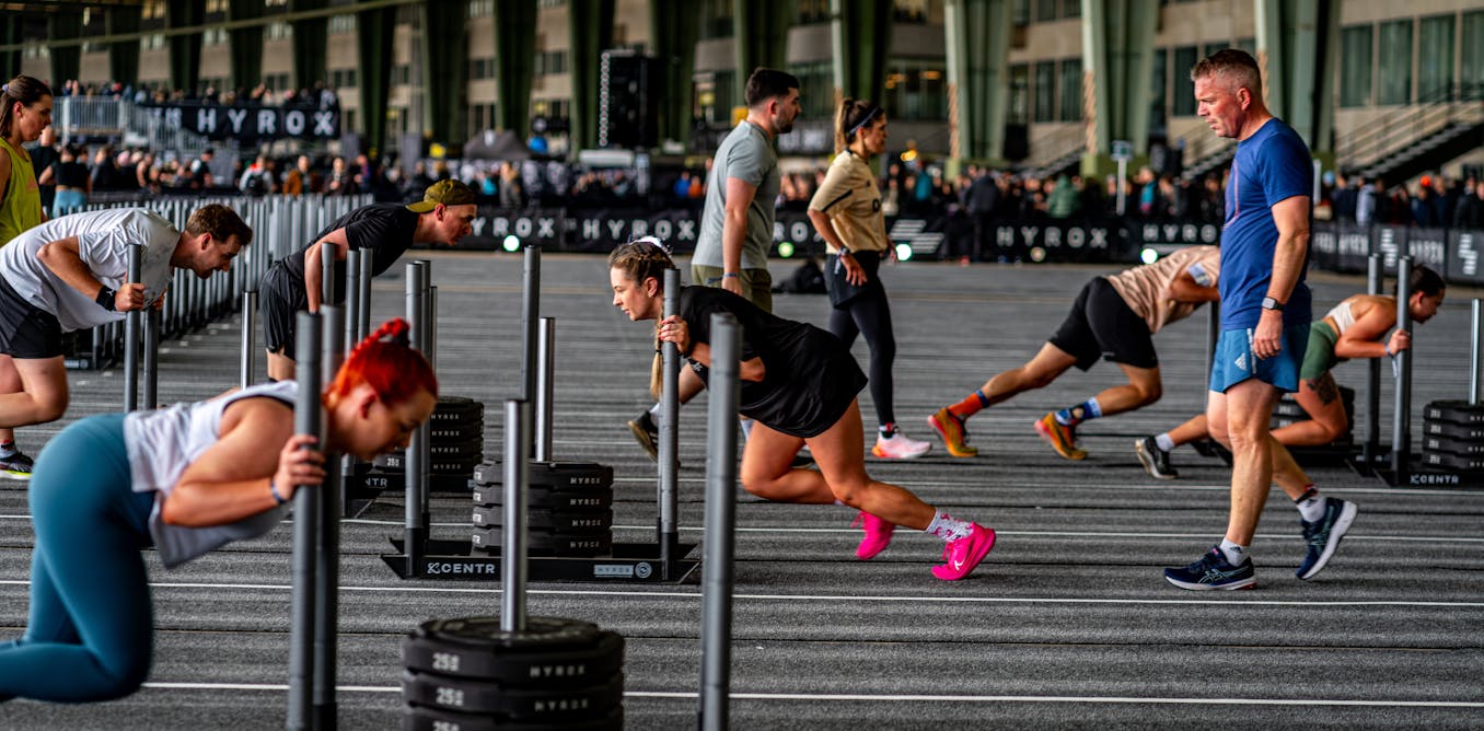 SigridOlthof's tweet card. Hyrox offers physiological benefits for athletes of all skill levels.