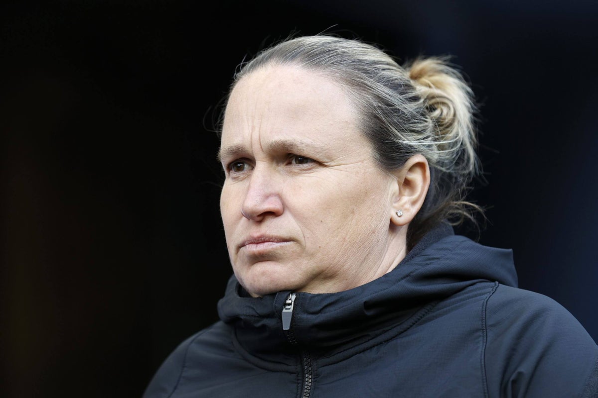 jeremybotter's tweet card. The 45-year-old former Arsenal coach said she casually quizzed the AI chatbot on ideas it had for individual teams.