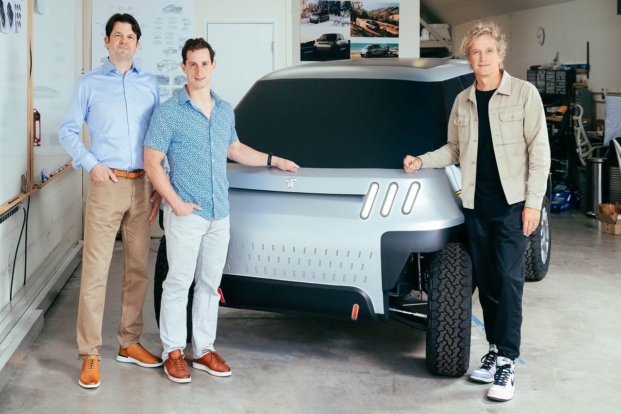 yvesbehar's tweet card. Yves Béhar Is Buying Back Fuseproject, and Other News – SURFACE