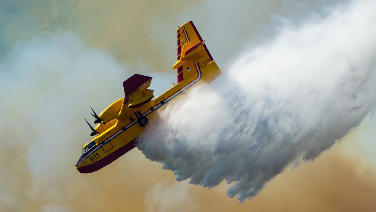 Josjamon85's tweet card. EPIC WATER BOMBER ACTION - CANADAIR CL-415 - FIREFIGHTING COMPILATION