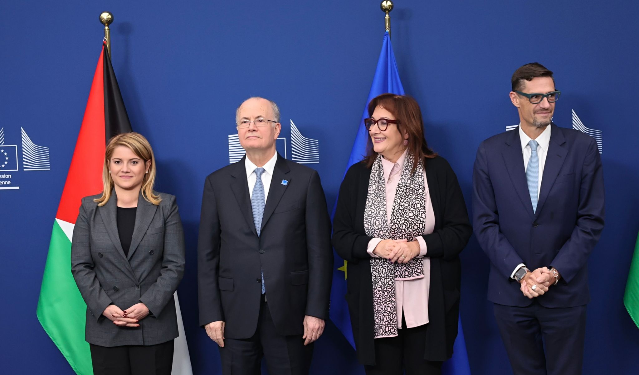 en_decode39's tweet card. The EU convened the first ministerial meeting of the new Donor Group for Palestine in Rome, one day after the UN Security Council adopted Resolution 2803, endorsing President Trump’s Gaza Peace Plan...