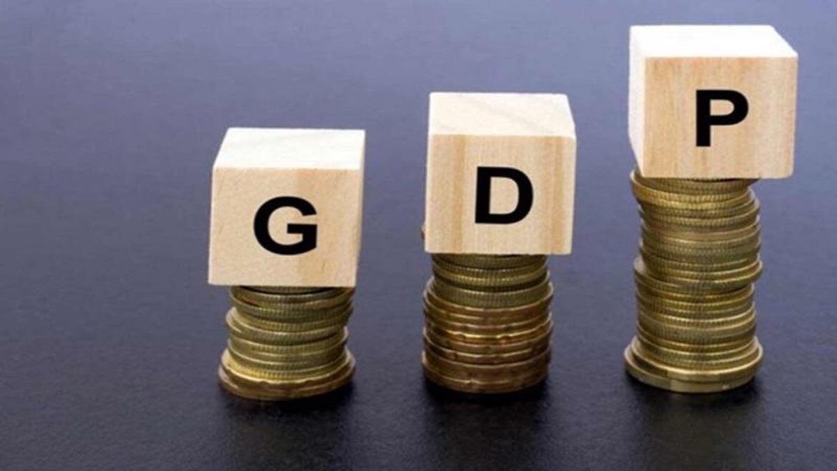 FinancialXpress's tweet card. NSO to use GST data for more accurate GDP estimates in new series, improving private consumption measurement and reducing GDP revisions starting 2026.