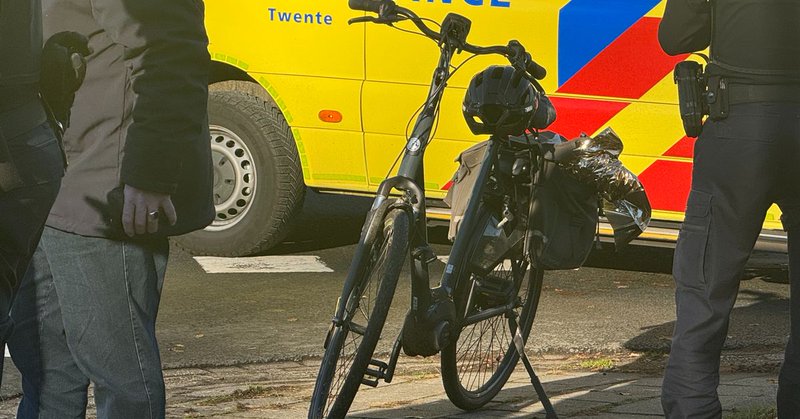 Fietser gewond bij aanrijding met afslaande auto