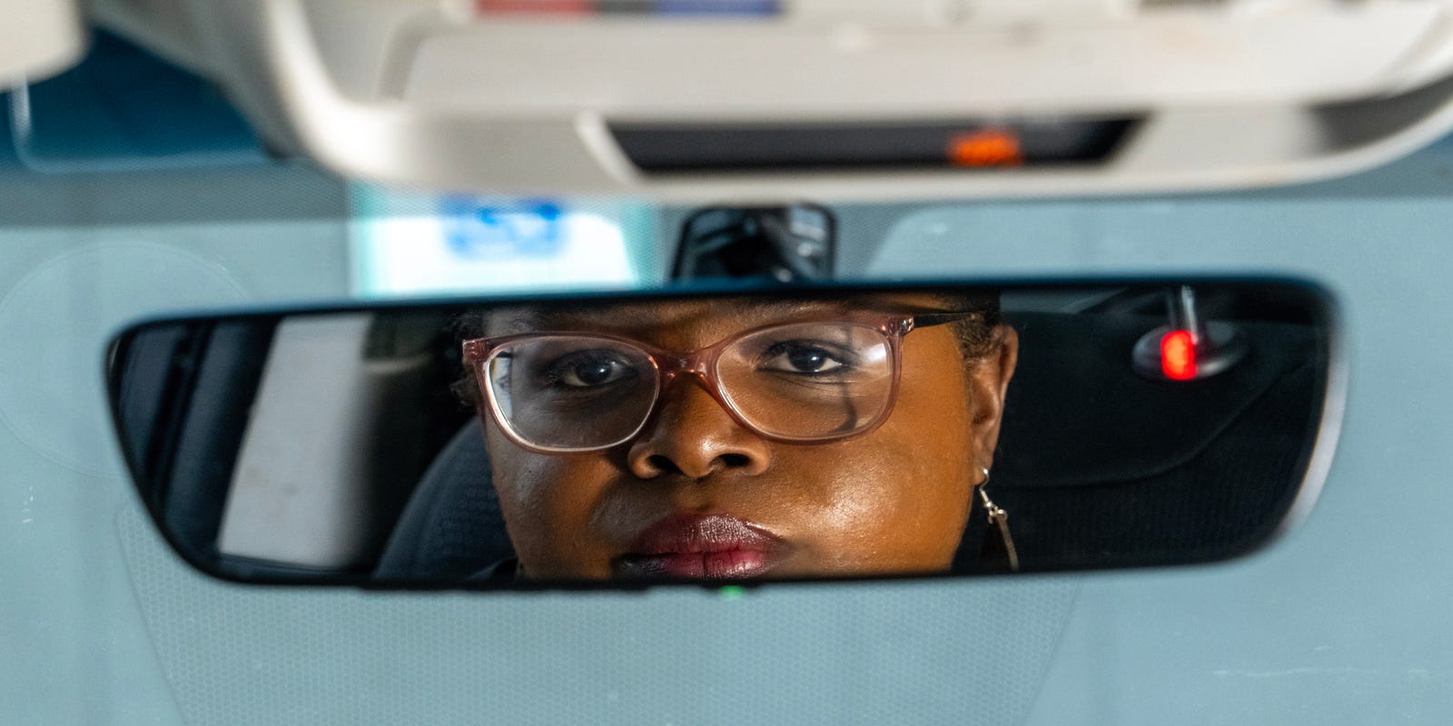 natalie_eilbert's tweet card. Insurance coverage for physical ailments has expanded steadily, while coverage for mental health issues remains out of step.