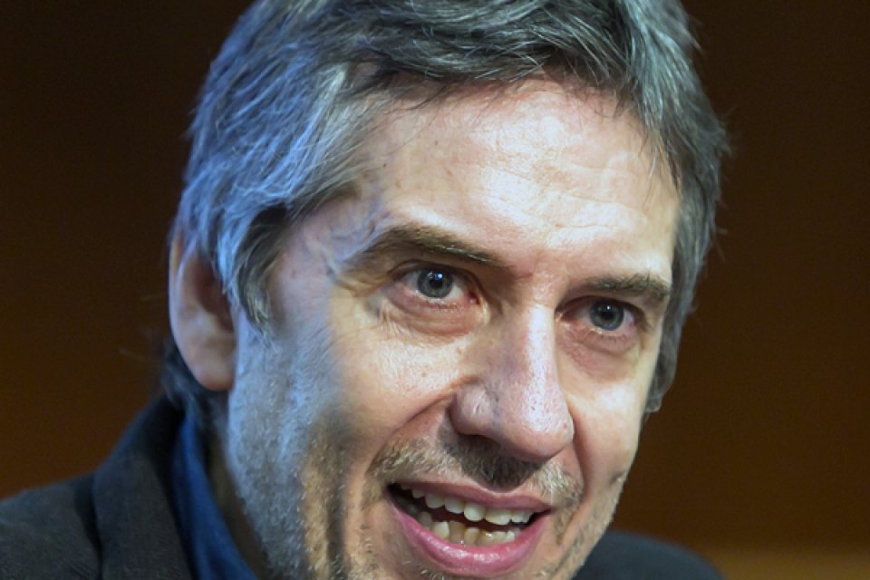 mauromagatti's tweet card. Dobbiamo ammettere che non abbiamo né la cultura né le istituzioni globali per far fronte a una situazione storicamente inedita