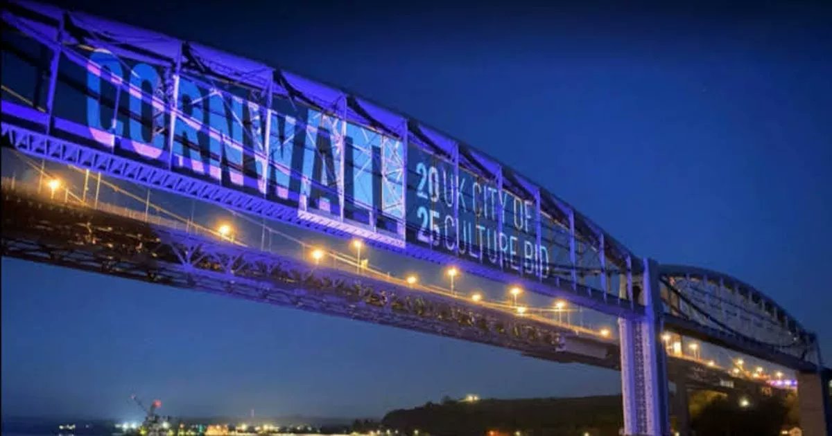 TheManEngine's tweet card. Glenn Caplin-Grey, from the Cornwall and Isles of Scilly Local Enterprise Partnership, said: 'Imagine the Man Engine, but bigger'