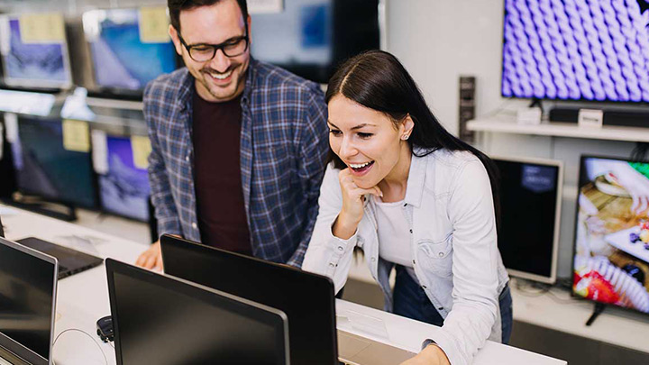 technosun_ir's tweet card. آیا قصد خرید لپ تاپ جدید دارید؟ در مقاله راهنمای خرید لپ تاپ به صورت جامع و کامل به این سوال که برای خرید لپ تاپ به چه نکاتی توجه کنیم پاسخ خواهیم داد