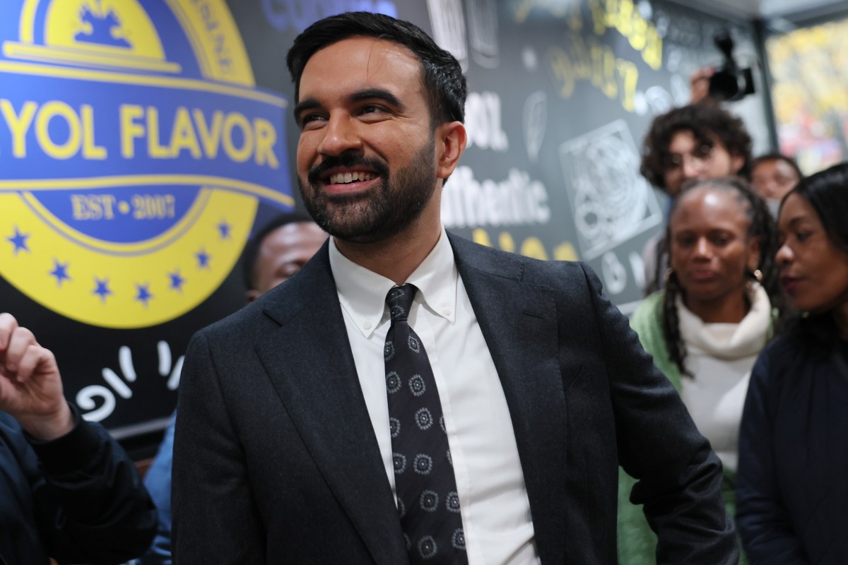 Art_in_Analog's tweet card. The House of Representatives voted on a resolution condemning socialism ahead of President Trump's meeting with Zohran Mamdani.