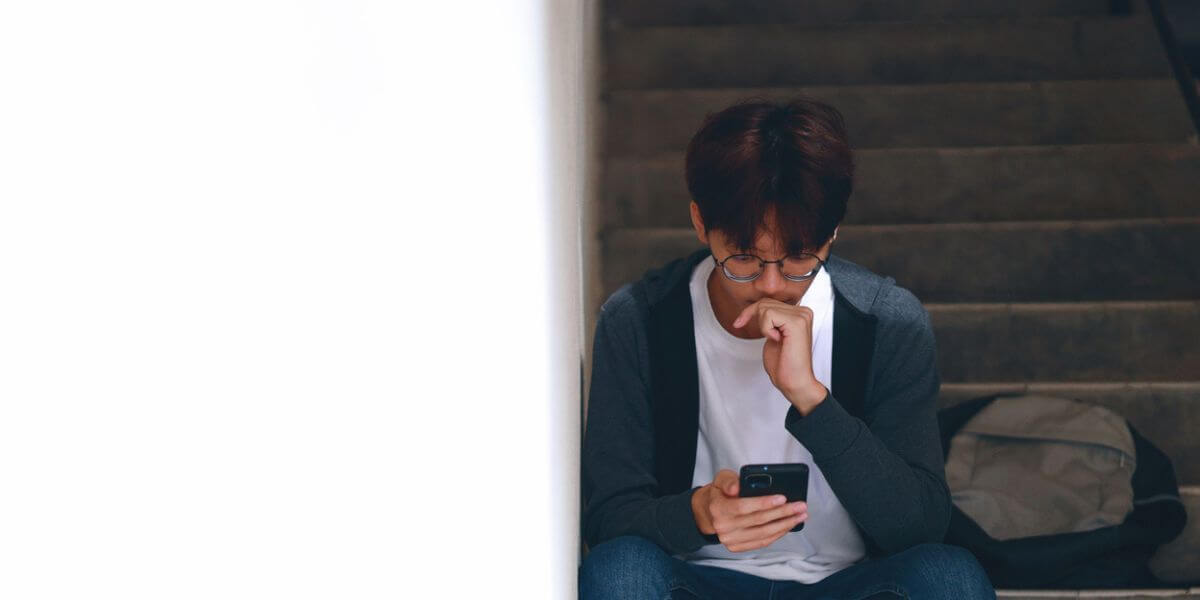 USC's tweet card. Finding a privacy setting on social media should be simple. But a new study from USC’s Information Sciences Institute (ISI) shows it’s anything but.