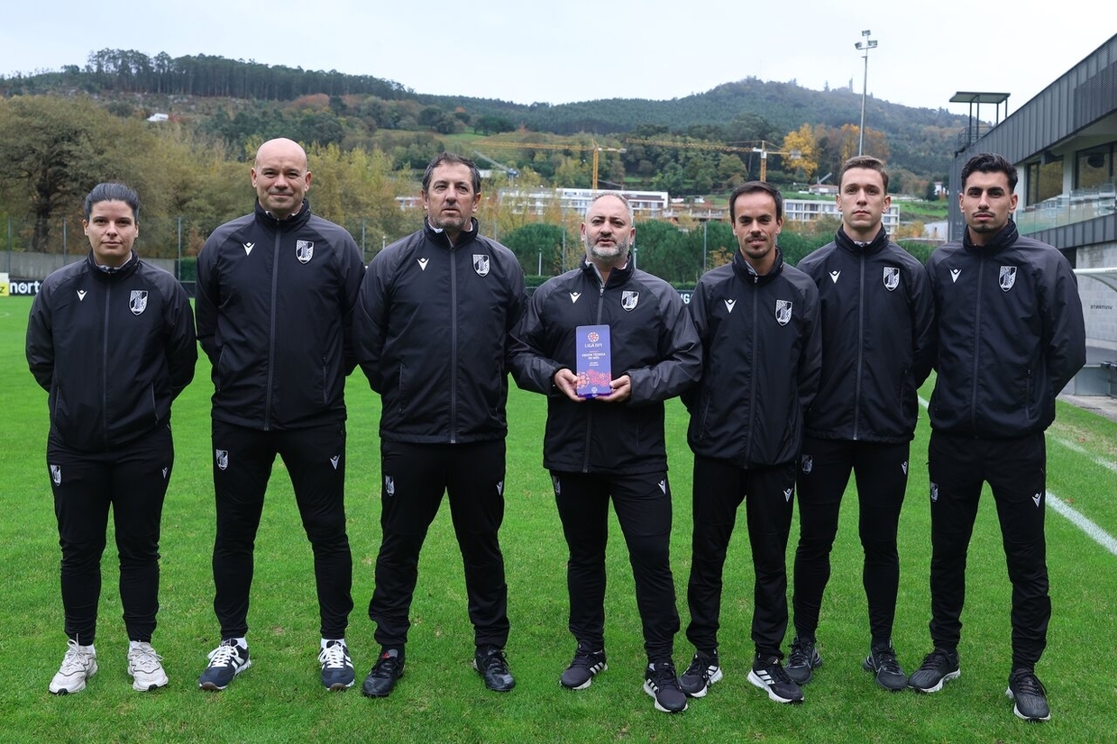 zerozerofem's tweet card. O Vitória SC venceu o prémio de Equipa Técnica do Mês de outubro na Liga BPI, após votação entre os treinadores das dez formações que disputam o campeonato