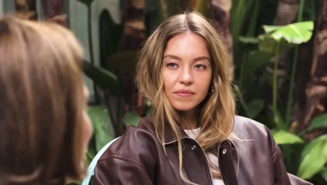 selfientdavid's tweet card. Is not saying anything protected under First Amendment?