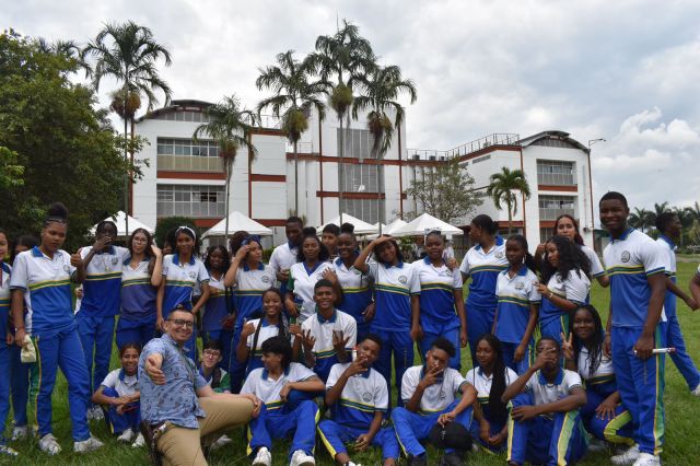 lizarazo2020's tweet card. Visita la entrada para saber más.