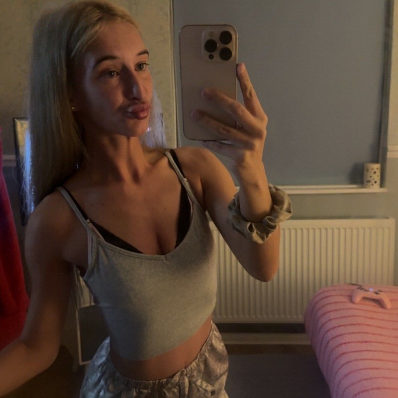 daveevand1's tweet card. C🧡 is on Snapchat!