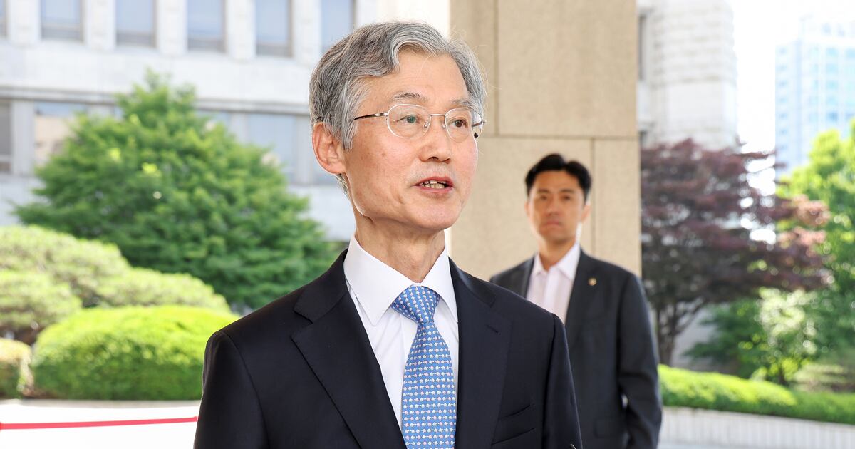 Chosun's tweet card. 사설 중대 사법 제도 변경, 한 정파 아닌 국민적 동의 필요