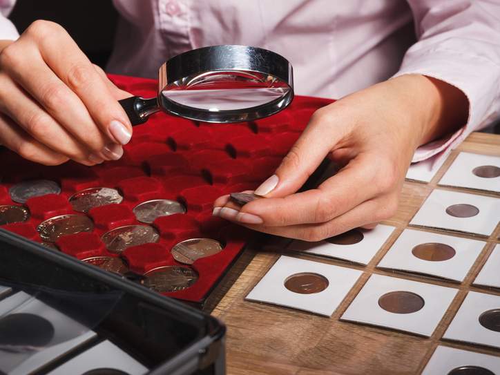 MerriamWebster's tweet card. Dictionary lookups from federal court, numismatics, and the night sky