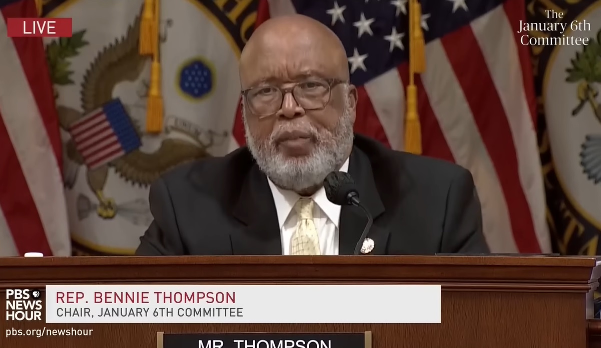 TomFitton's tweet card. Hiring investigators who 'kind of went through the video' doesn't sound like a very thorough investigation.