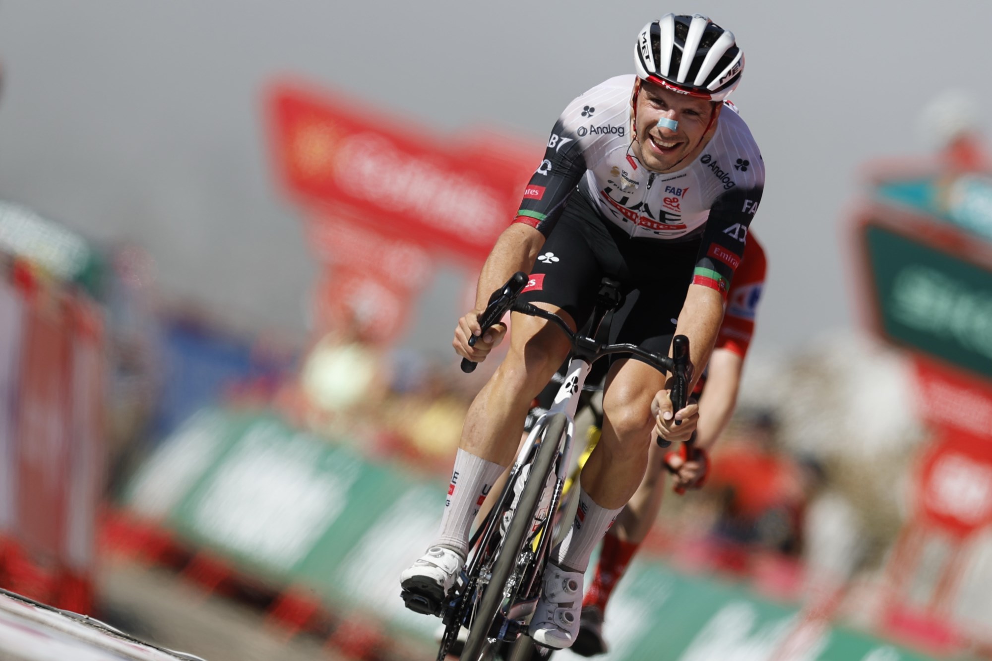 CyclingGraphs's tweet card. It was a day on one of the hardest mountains in cycling, with a finish on the Alto…