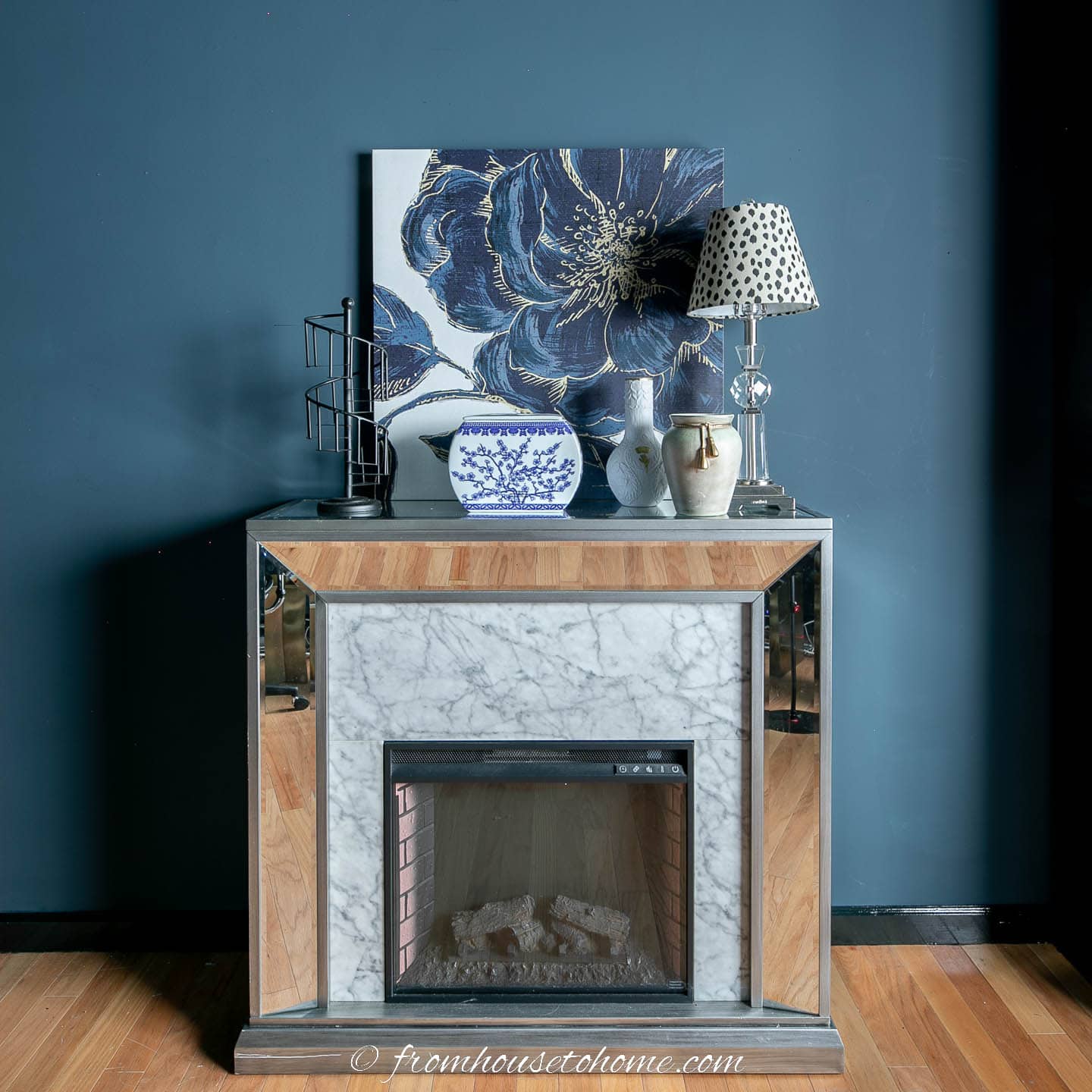 fromh2hdesign's tweet card. Whether you're painting a whole room or touching up a piece of furniture, Hague Blue will add an air of sophistication and elegance.