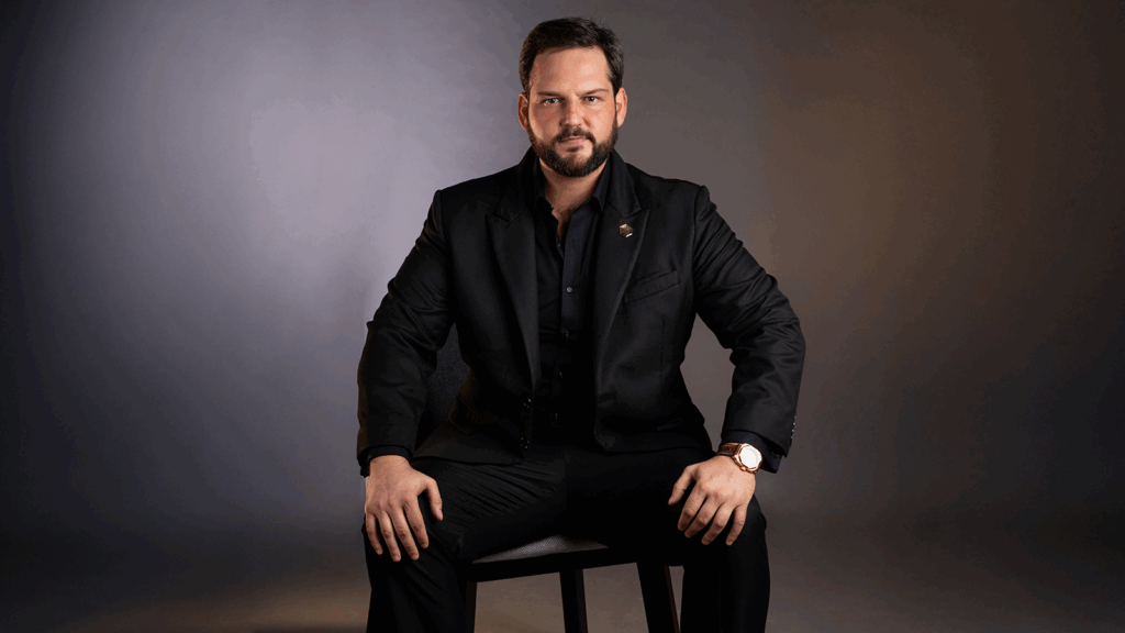 AleshAncira's tweet card. What exactly is Trust Architecture? It's a concept gaining quiet traction among those who understand that reputation in the AI era is no longer about charisma or credentials, it’s about how machines...