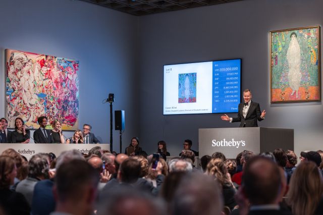 CTerryObserver's tweet card. Megan Fox Kelly is a leading professional art advisor who has spent more than 25 years guiding collectors, attorneys, financial advisors and estates through the complexities of the Post-War and Con…