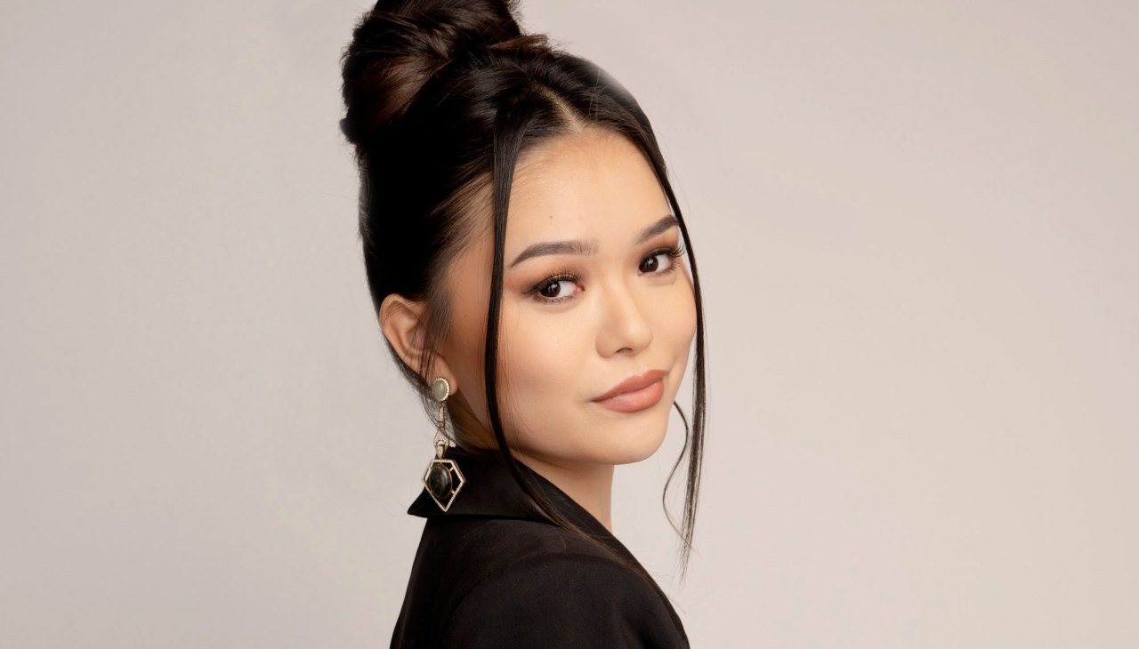 SoapDigest's tweet card. Luna was hit by a car and died on Bold and Beautiful, marking the end of Lisa Yamada's Emmy-winning run on the CBS soap.