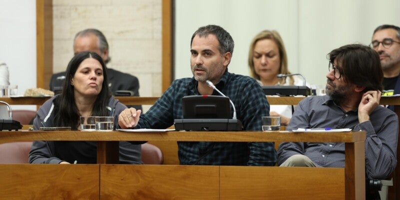 iSabadellcat's tweet card. La Crida titlla el pressupost de “poc ambiciós” i “sense projecte de futur”