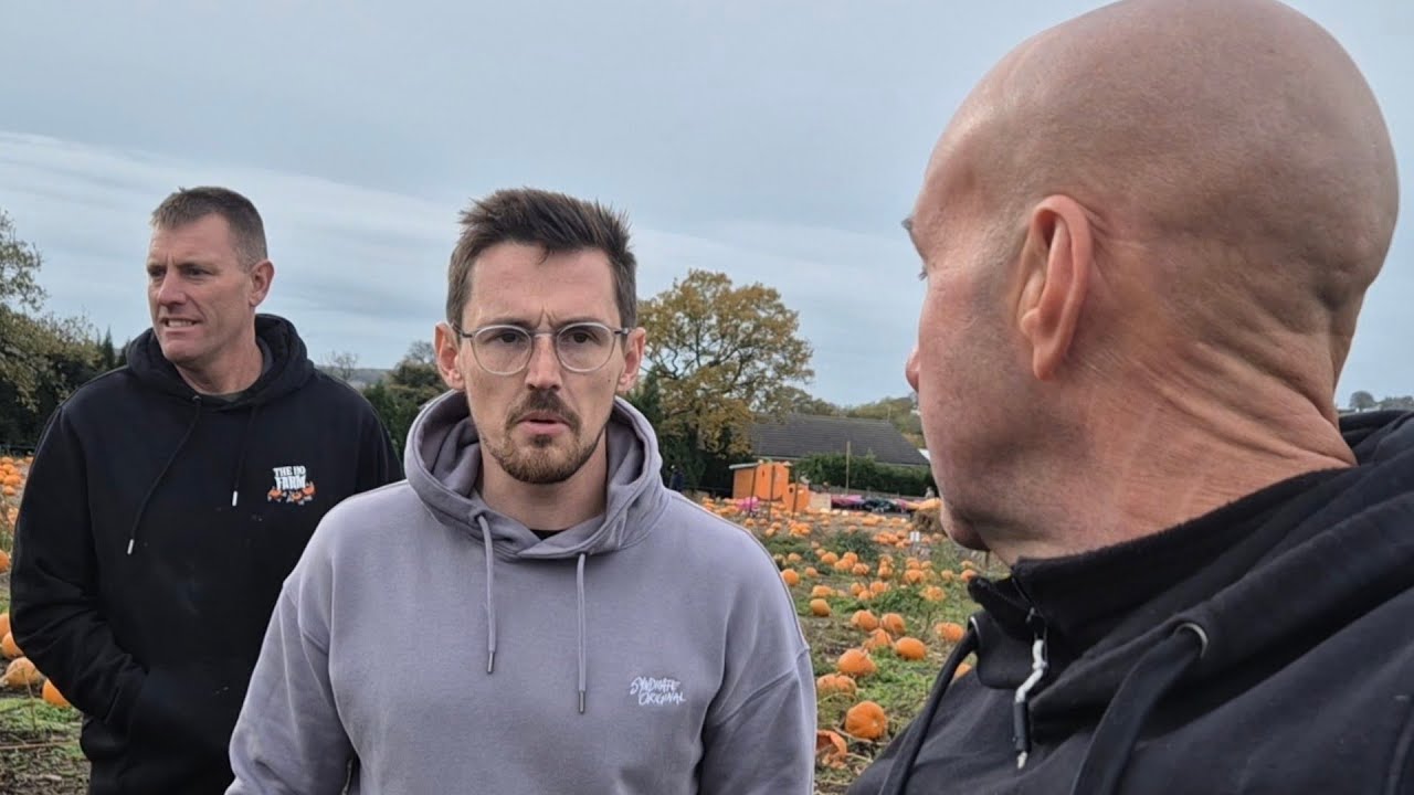 WildlifeAndy110's tweet card. ANDY, DO YOU FANCY A TRIP OUT,,Will I Need My Passport??