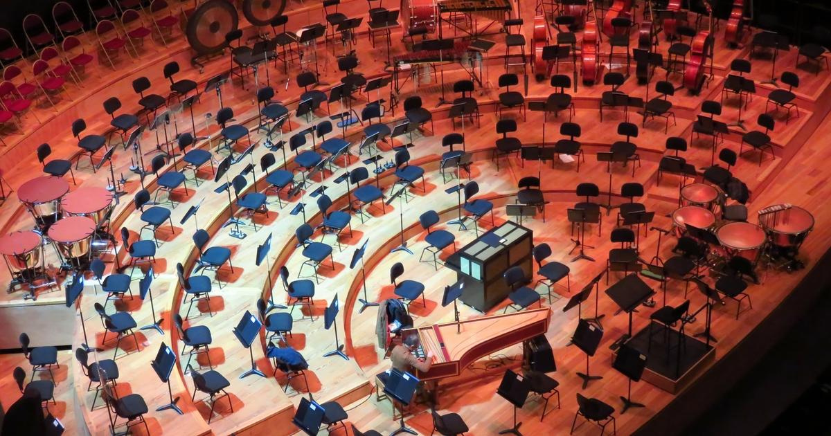 blabalade's tweet card. INFO LE FIGARO - Des activistes ont perturbé la représentation de l’orchestre philharmonique d’Israël à Paris, jeudi soir. Quatre personnes sont en garde à vue, dont une personne fichée S, a appris...