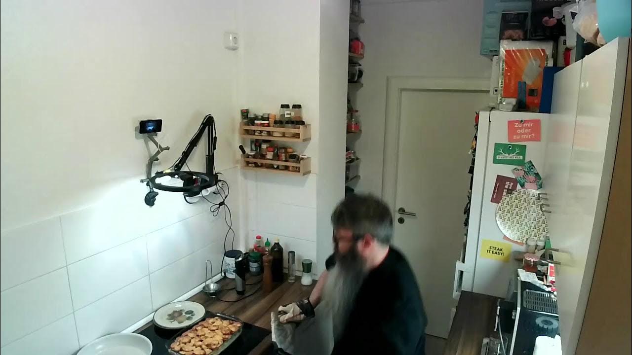 PaulsRumpel's tweet card. Live: Pauls Kochstudio. Gratiniertes Sauerkraut