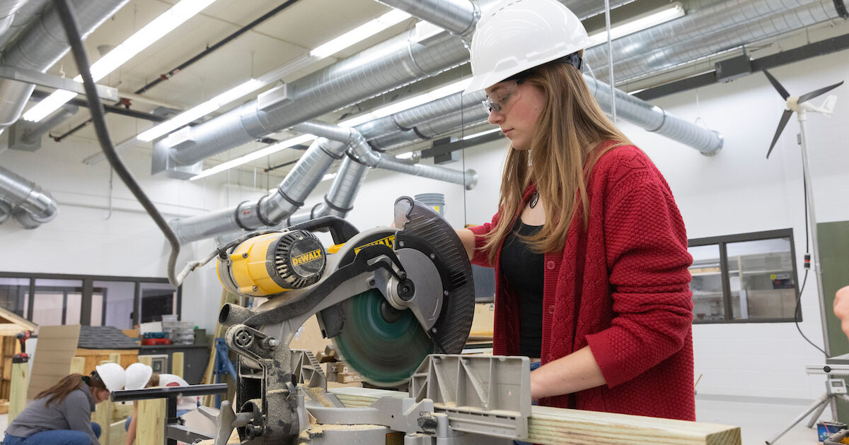 UniversitiesWI's tweet card. Construction, interior design, technology education majors build garden products for senior living home residents
