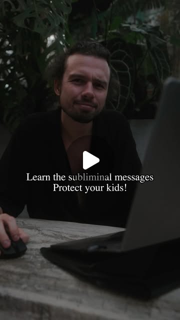 LizGuldvinge's tweet card. Dimitri Legrand (@dimitrilegrand) • Instagram reel