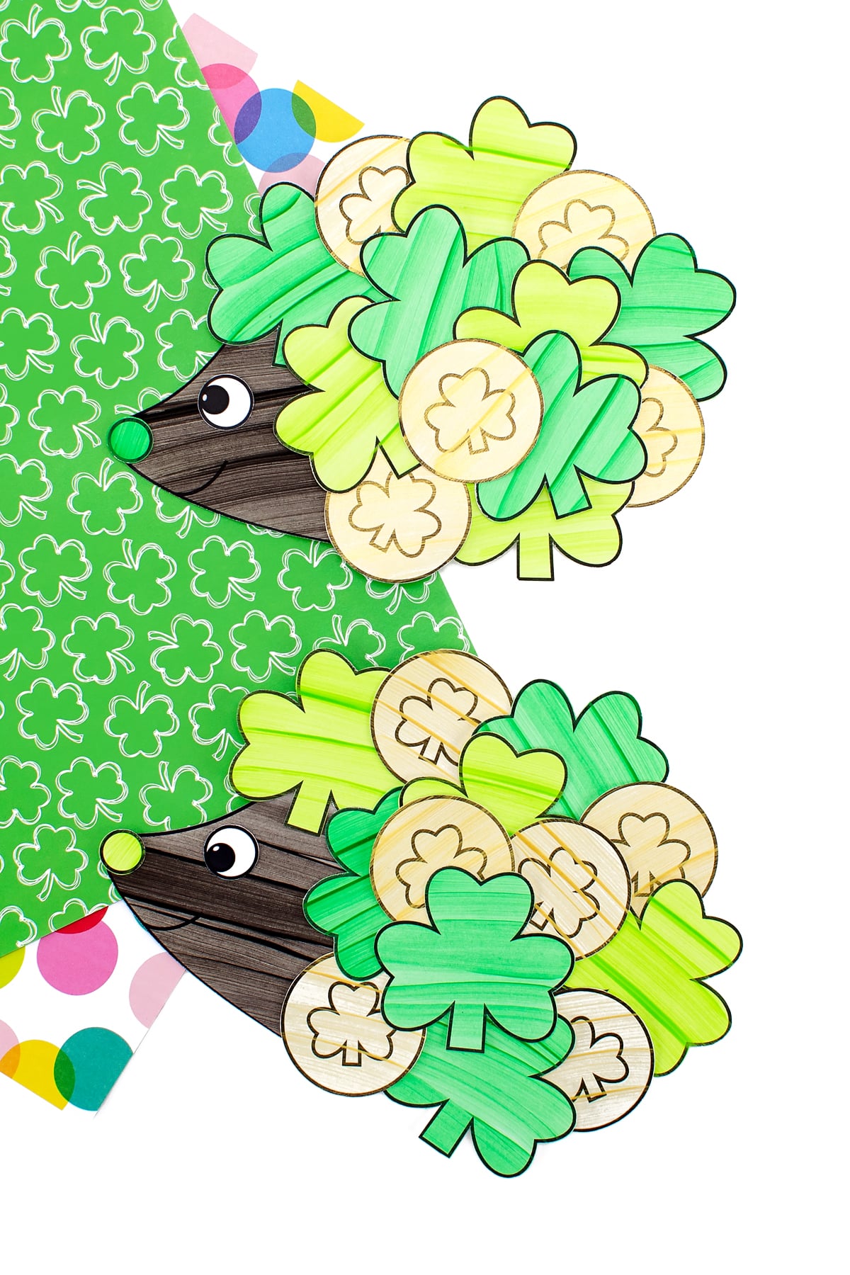 InnerChildFun's tweet card. Looking for an easy and fun March kids craft? Try this cute St. Patrick's Day Hedgehog Craft, decorated with shamrocks and gold coins!