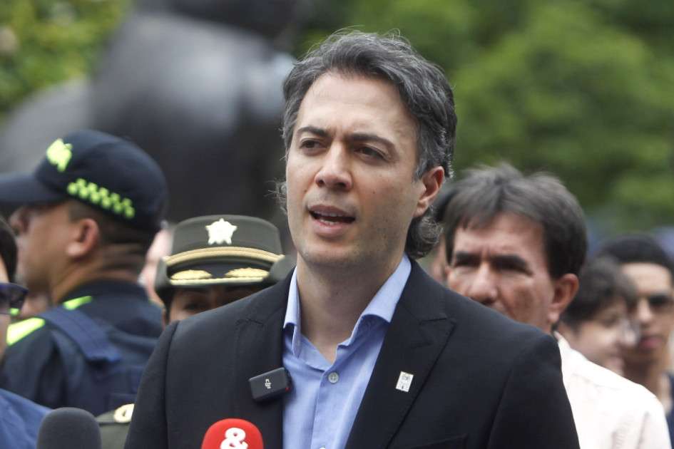 SomosFancom's tweet card. La Procuraduría General de la Nación ratificó en segunda instancia la sanción disciplinaria contra Daniel Quintero, exalcalde de Medellín, por una