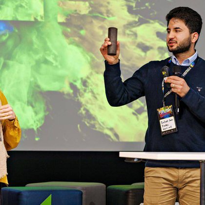 Tweet card summary image