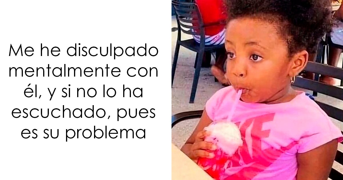 BoredPandaES's tweet card. Hay algo tremendamente fascinante en ver cómo una conversación se descontrola por culpa de alguien que parece estar un poco chiflado.