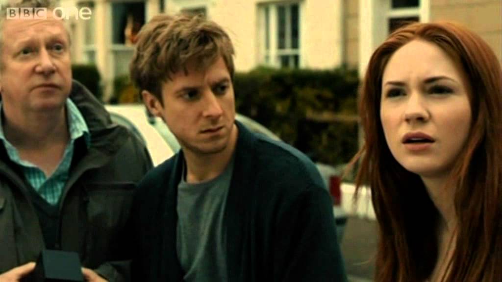 cubrapp's tweet card. Invasion of the Very Small Cubes - Doctor Who: 'The Power of Three'...