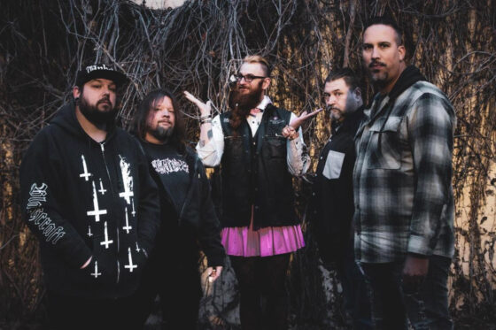 BlogNoiseRed's tweet card. A poderosa banda de heavy metal de Dakota do Norte, Shotgun Facelift, lançou seu terceiro álbum completo, Red River Flood, em 17 de janeiro de 2025. Após o sucesso de seu lançamento de 2021, Dakota...