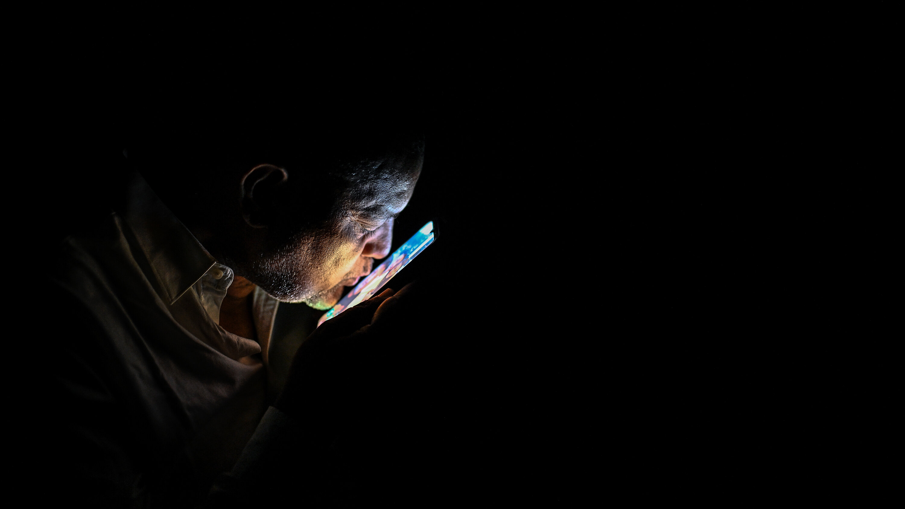 HariNYT's tweet card. His son and daughter-in-law brought love to his home and represented the family’s hope for a better life.