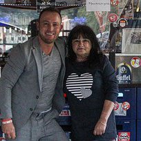 Tweet card summary image