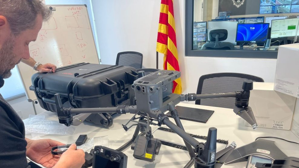 SPPLB_ALGECIRAS's tweet card. España: El puerto de Tarragona incorpora drones para reforzar las operativas de seguridad