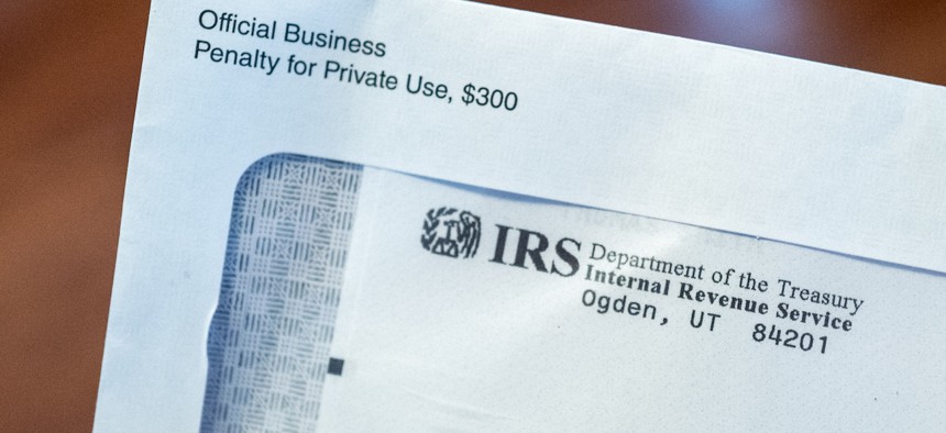 GovExec's tweet card. Contrary to a timeline offered by administration officials on Thursday, the Internal Revenue Service initially told employees on Friday not to expect any backpay until Nov. 24.