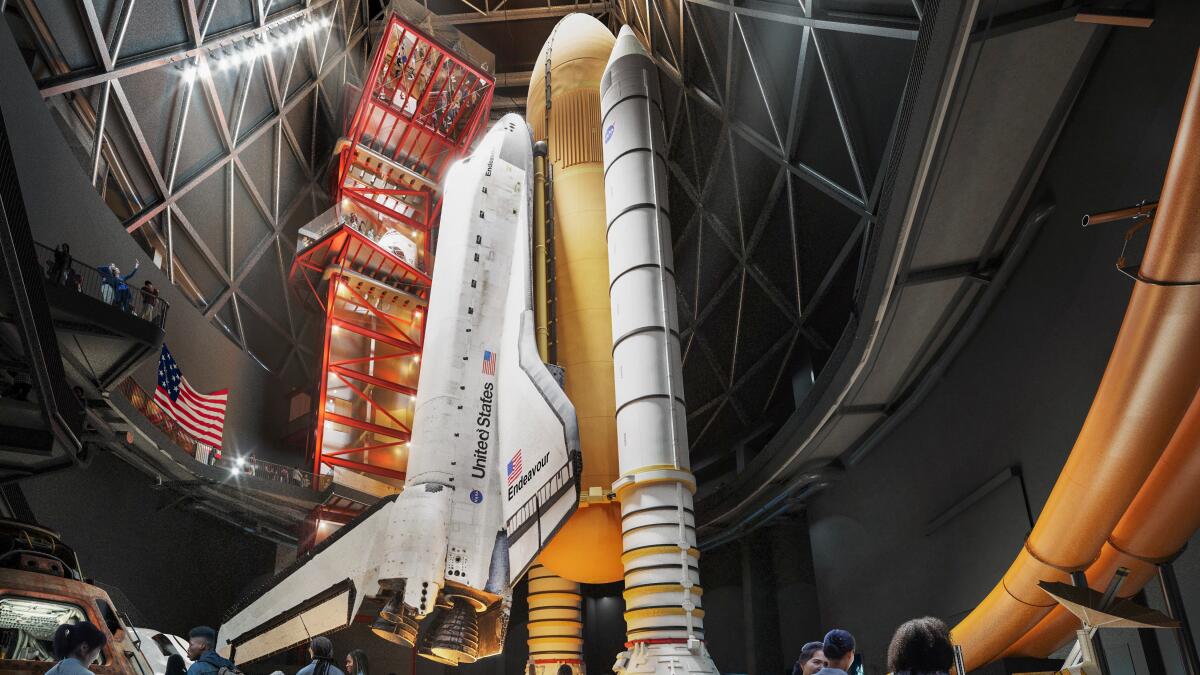 ZGFArchitects's tweet card. Of the three shuttles left, Endeavour will be the only one displayed upright