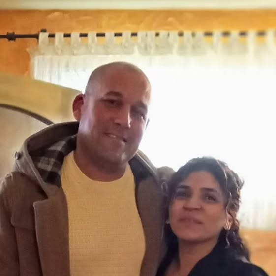 YoComproEnAlc's tweet card. Héctor 💙 Alicante (@hectordealicante) • Instagram photos and videos