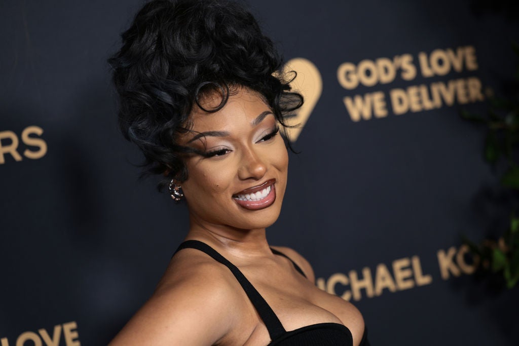 Power98FM's tweet card. Megan Thee Stallion says she’s trying to will a Super Bowl halftime show into existence. The Houston rapper shared with Us Weekly that she’d jump at the chance to perform…