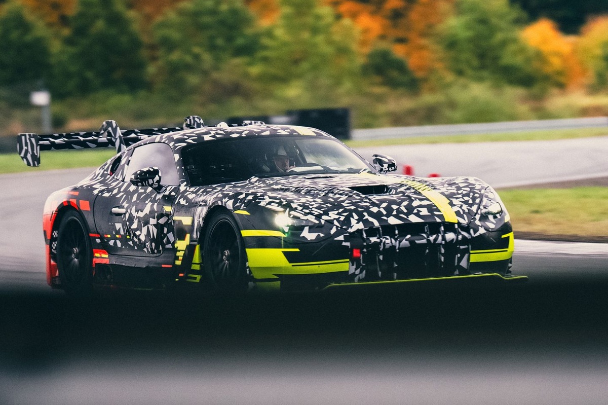 Motorsport_IT's tweet card. Finora la Casa tedesca ha mantenuto il massimo riserbo sulla nuova GT3 che arriverà nel 2028: cosa si nasconde dietro le immagini dei test della concept car?