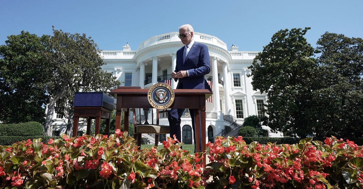 Joshmedia's tweet card. A bipartisan act is quietly about to invest billions in boosting green technology.