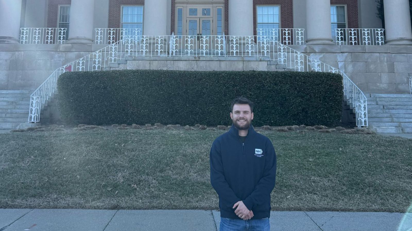 VirgilioProgram's tweet card. I’m glad to share that I have just concluded my internship at the Laboratory of Cardiovascular Regenerative Medicine at the NIH!