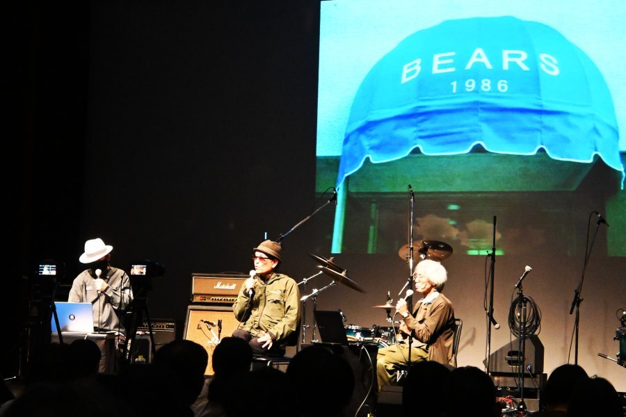 neuschnee_'s tweet card. 「アイドルの卒業みたいに言わせてもらうと…来年４０周年でベアーズはたぶんなくなります」。それは突然すぎる発表だった。難波にある３９年目の老舗ライブハウス「難波ベアーズ」（大阪市浪速区）のオーナー店長