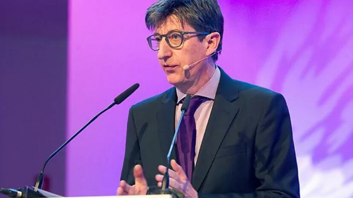 marca's tweet card. Rivero:"Si esto me coge con 25 años necesitaría cuatro psicólogos"