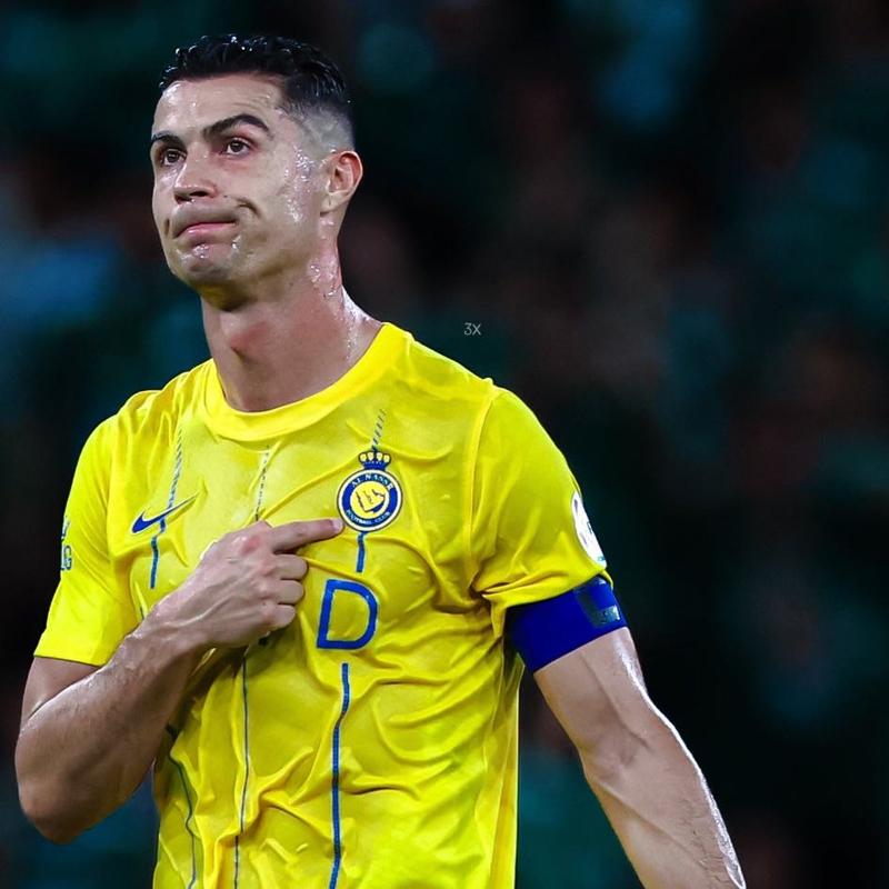 Mshary445511's tweet card. Chat anonymously with mhl422 now!